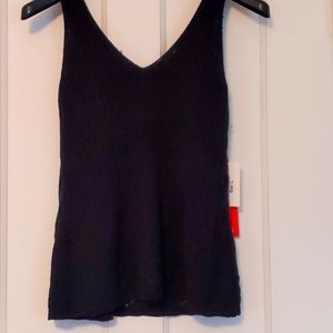 NWT v-neck sleeveless sweater